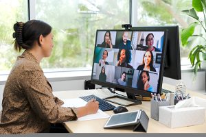 Telehealth consulting with a therapist in an IOP - Telehealth in Miami IOP