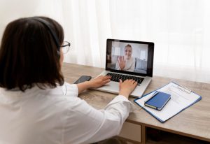 Therapist conducting teletherapy with a client in Miami