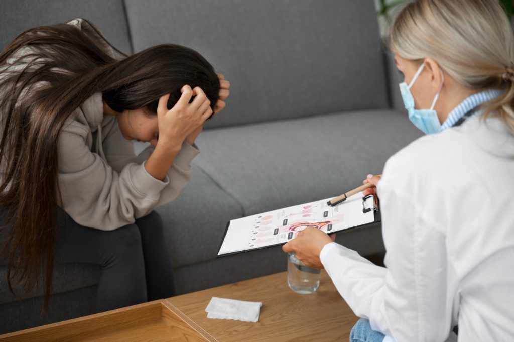 Manage Bipolar Disorder Without Hospitalization
